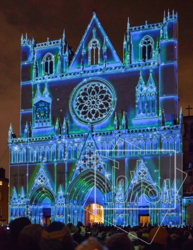 tekoaphotos,cathédrale,saint-jean,lyon,illuminations,8 décembre,fête des lumières,façade,mapping